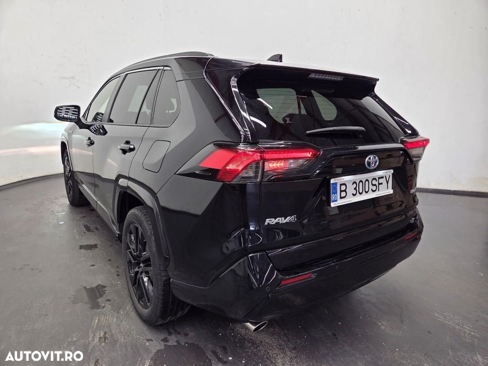 Toyota RAV4 - 5