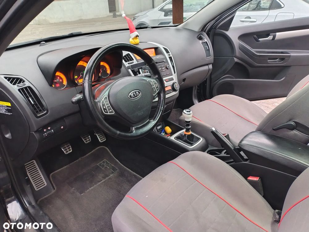 Kia Ceed 1.6 Crdi Comfort - 26