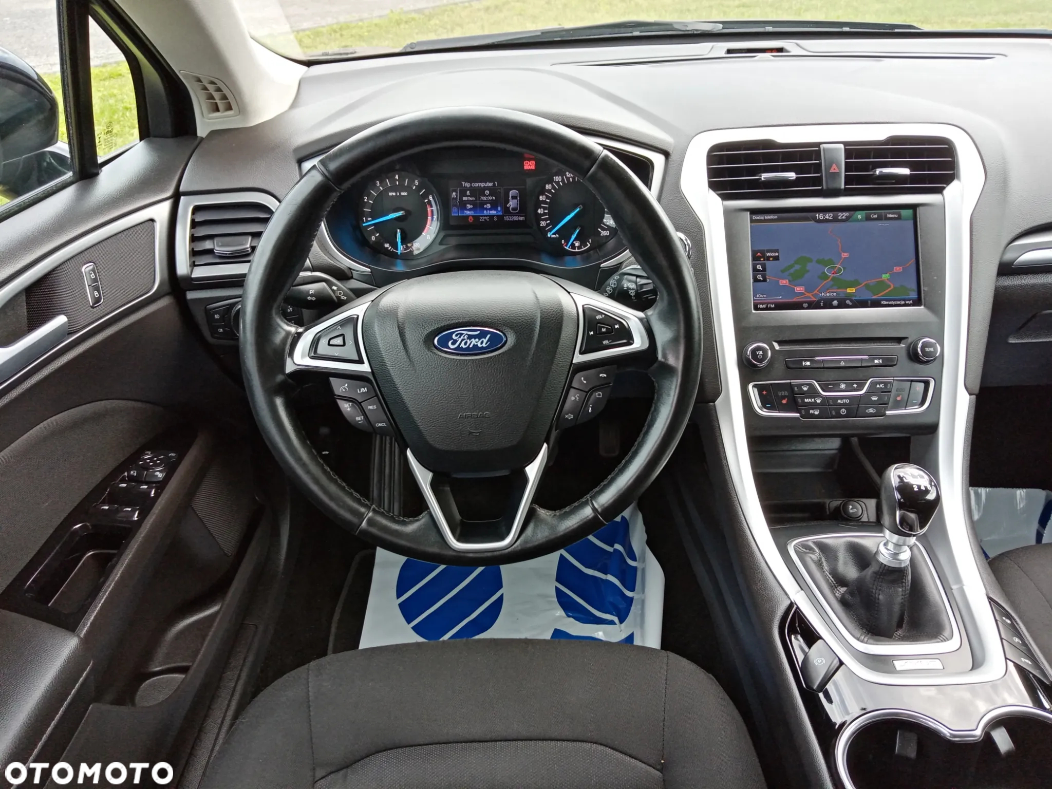 Ford Mondeo - 24
