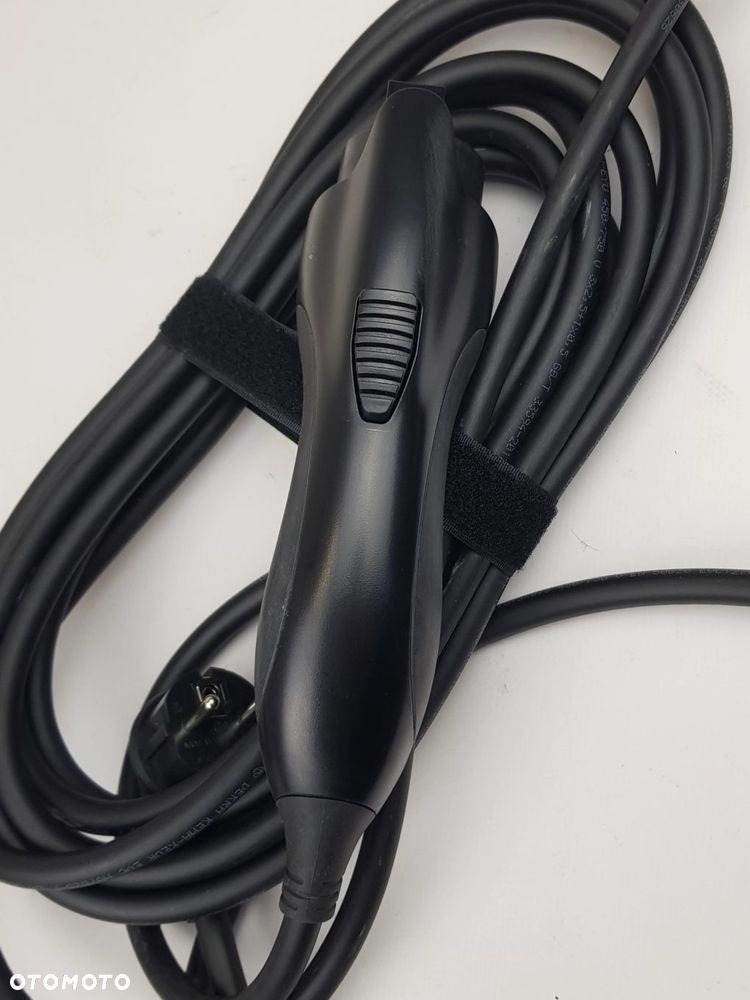 NOWY ORYGINALNY kabel ładowania Type 2 230V Mercedes A0005839001 ładowarka EV PHEV - 7