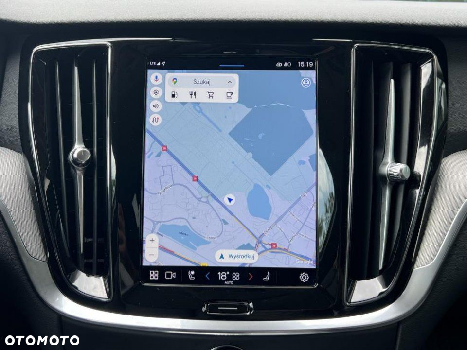 Volvo V60 Cross Country - 14