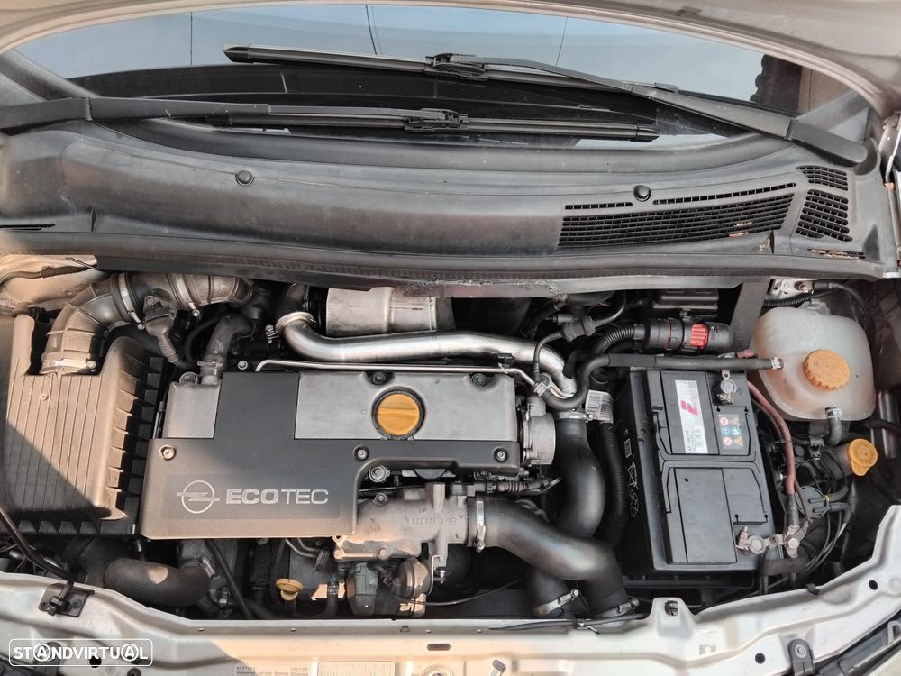 Opel Zafira 2.2 DTI - 6