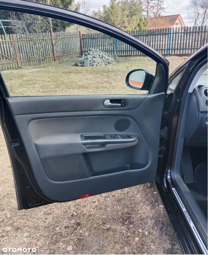 Volkswagen Golf Plus 1.9 TDI DPF Goal - 34