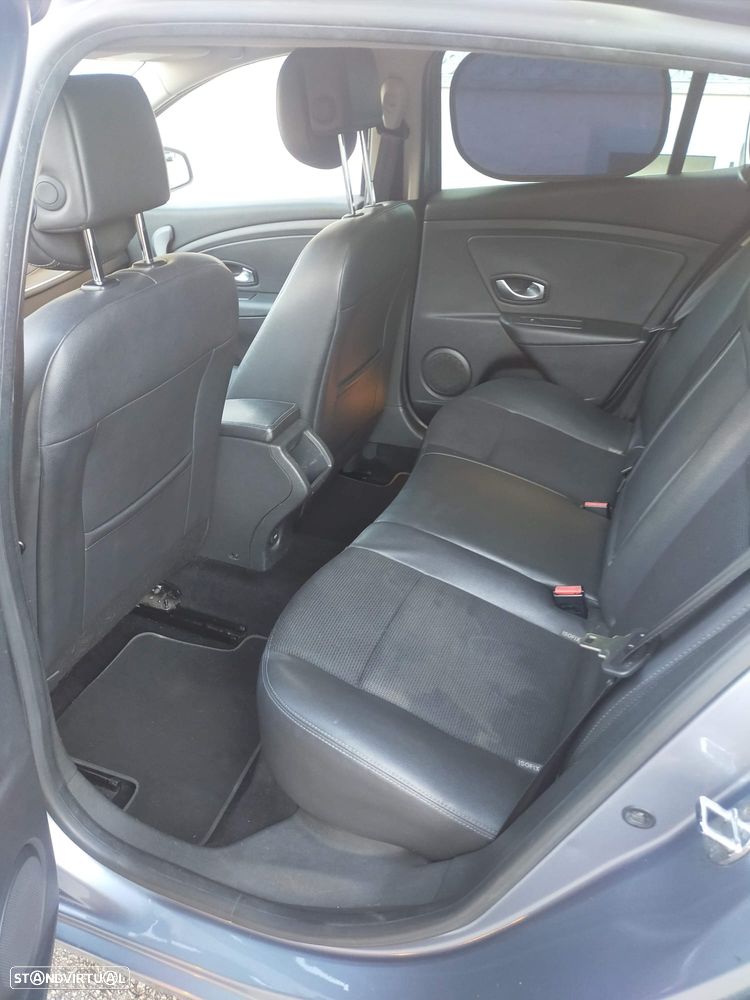 Renault Mégane 1.5 dCi Dynamique S - 7