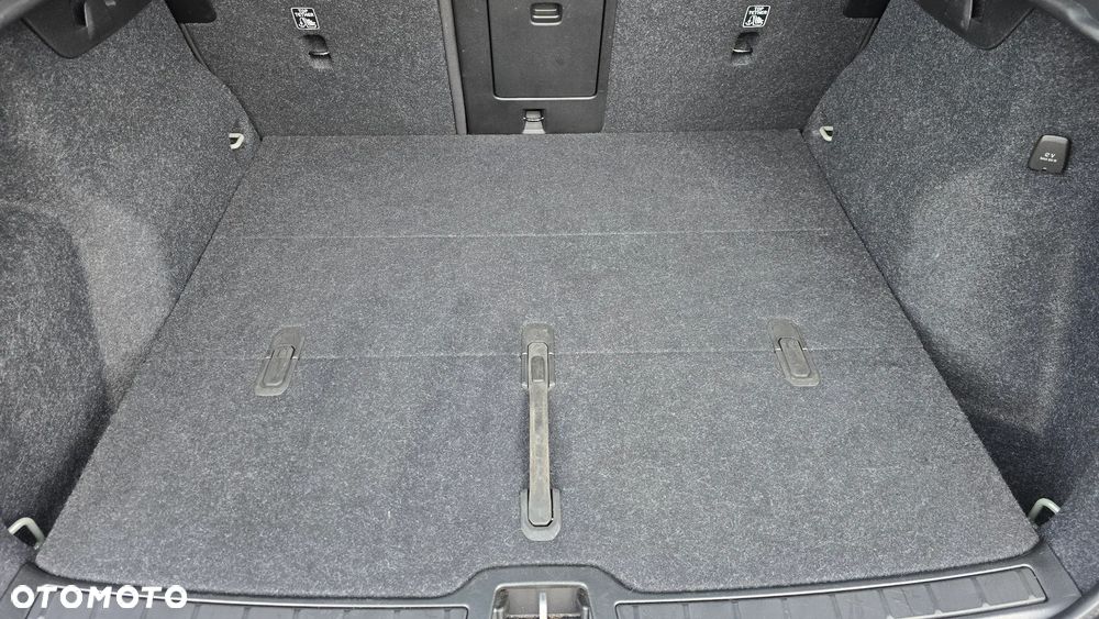 Volvo XC 40 B3 Core - 28
