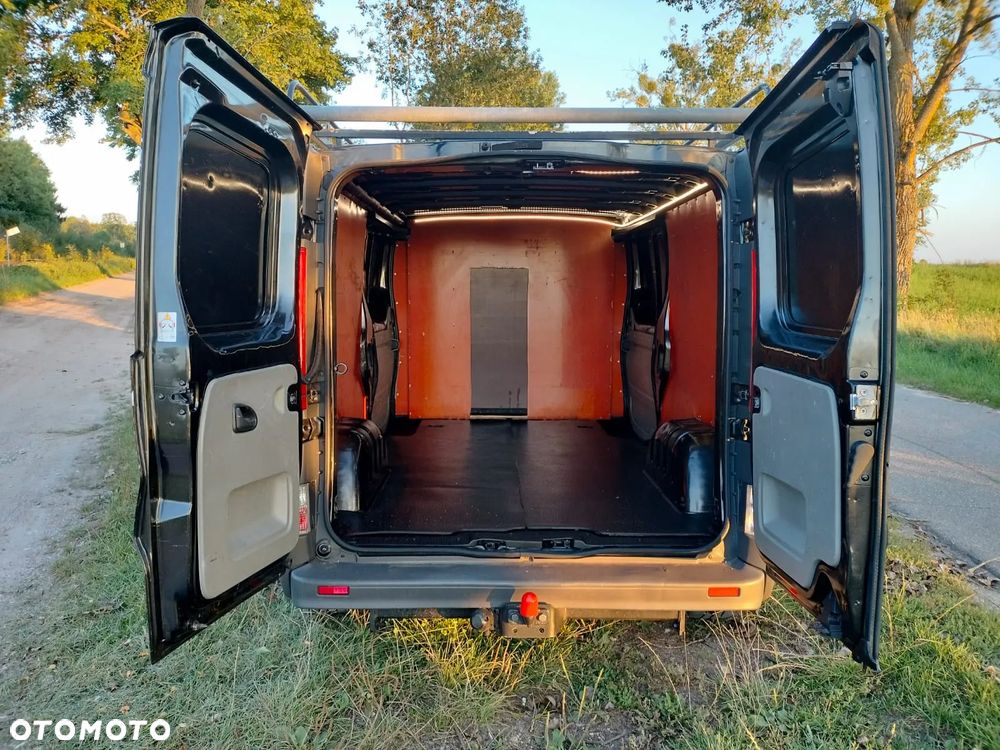 Opel vivaro - 37