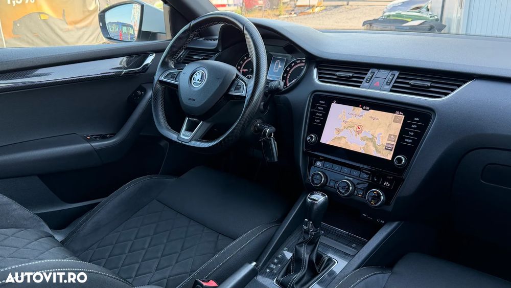 Skoda Octavia 2.0 TDI DSG 4X4 RS - 7