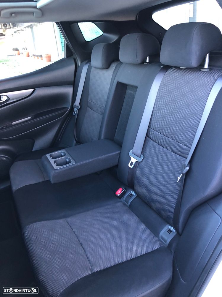 Nissan Qashqai 1.5 dCi N-Connecta 18 PS - 27