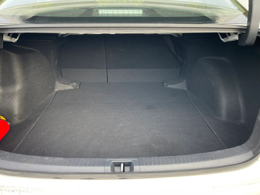 Toyota Corolla 1.5 Comfort - 8