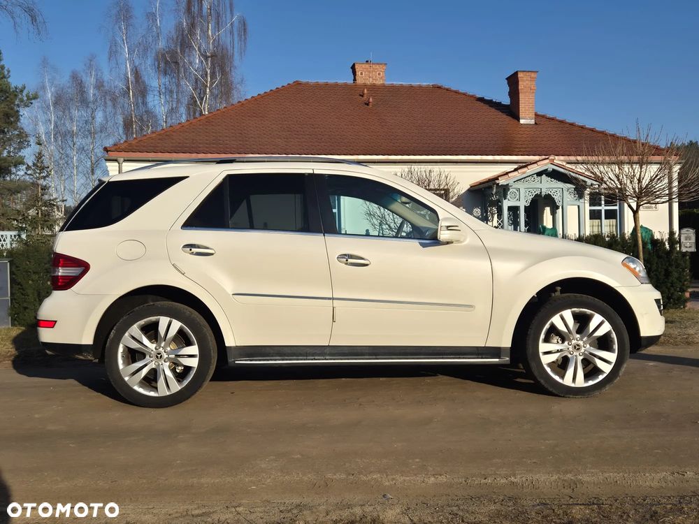 Mercedes-Benz ML 350 4Matic 7G-TRONIC Grand Edition - 36