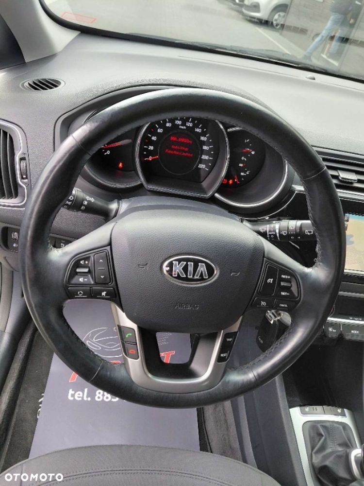 Kia Rio - 13