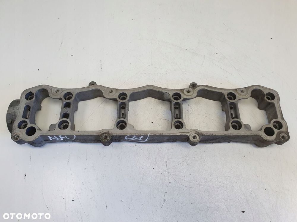 Citroen Peugeot 1.6 16V NFU PODSTAWA WAŁKA Wałków ROZRZĄDU łoże mocowanie - 2