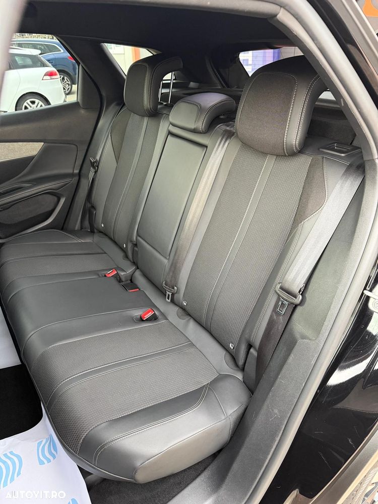 Peugeot 3008 1.5 BlueHDI S&S EAT8 GT-Line - 26