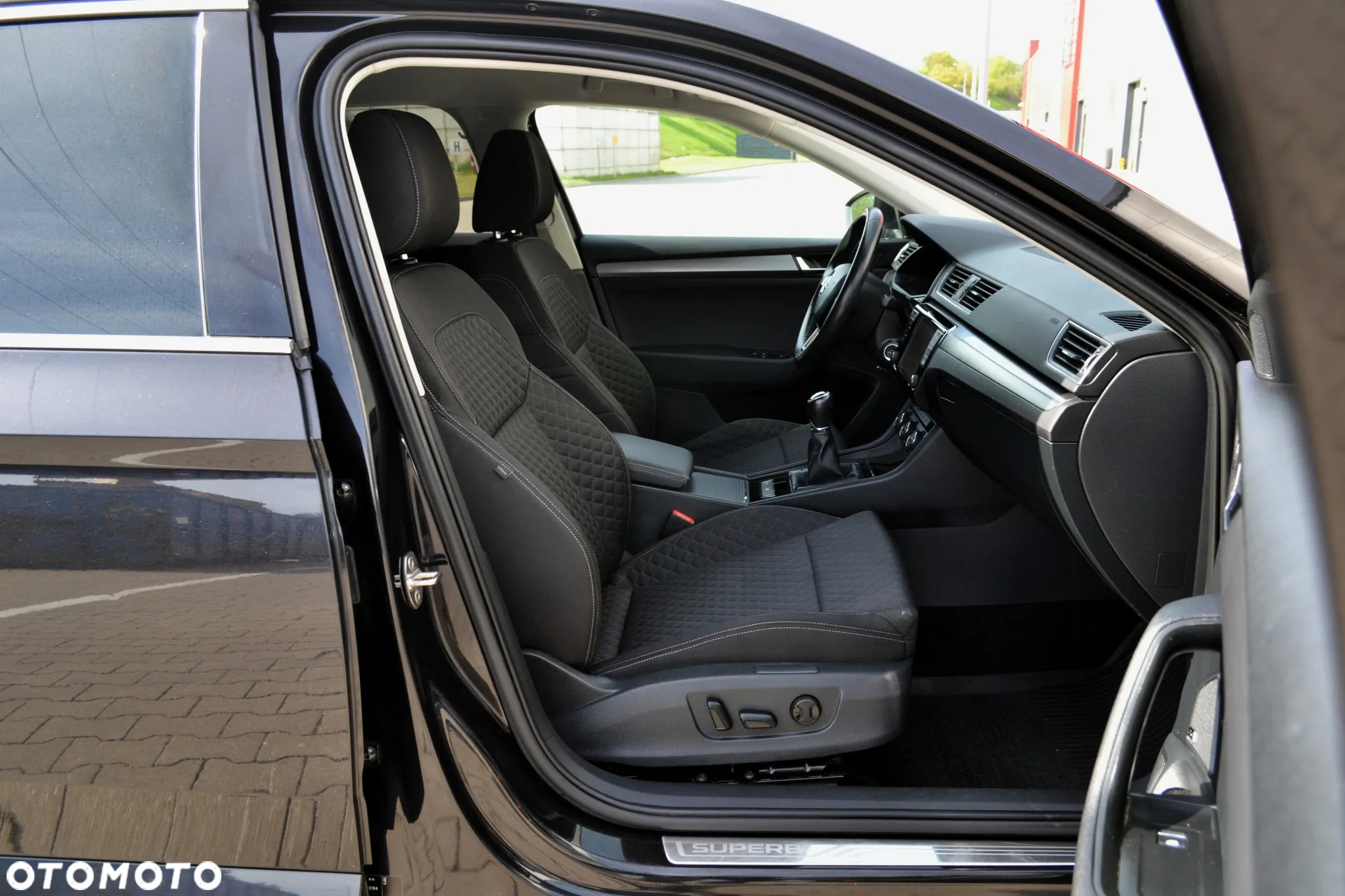 Skoda Superb 1.8 TSI Ambition - 11
