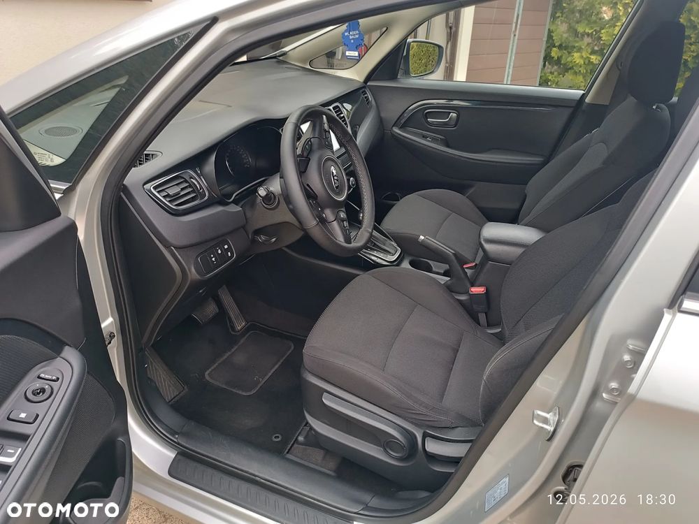 Kia Carens 1.7 CRDi L 7os - 6