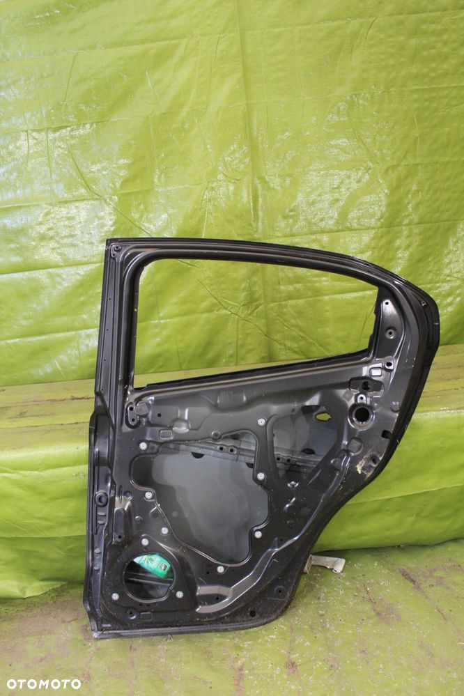 Drzwi Mazda 2 2014-2023r. tył prawy - 2