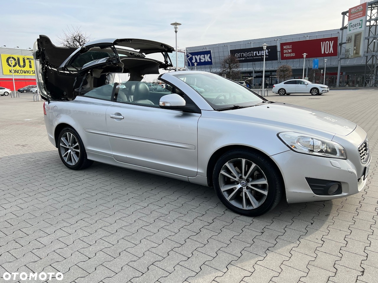 Volvo C70 D4 Summum - 11