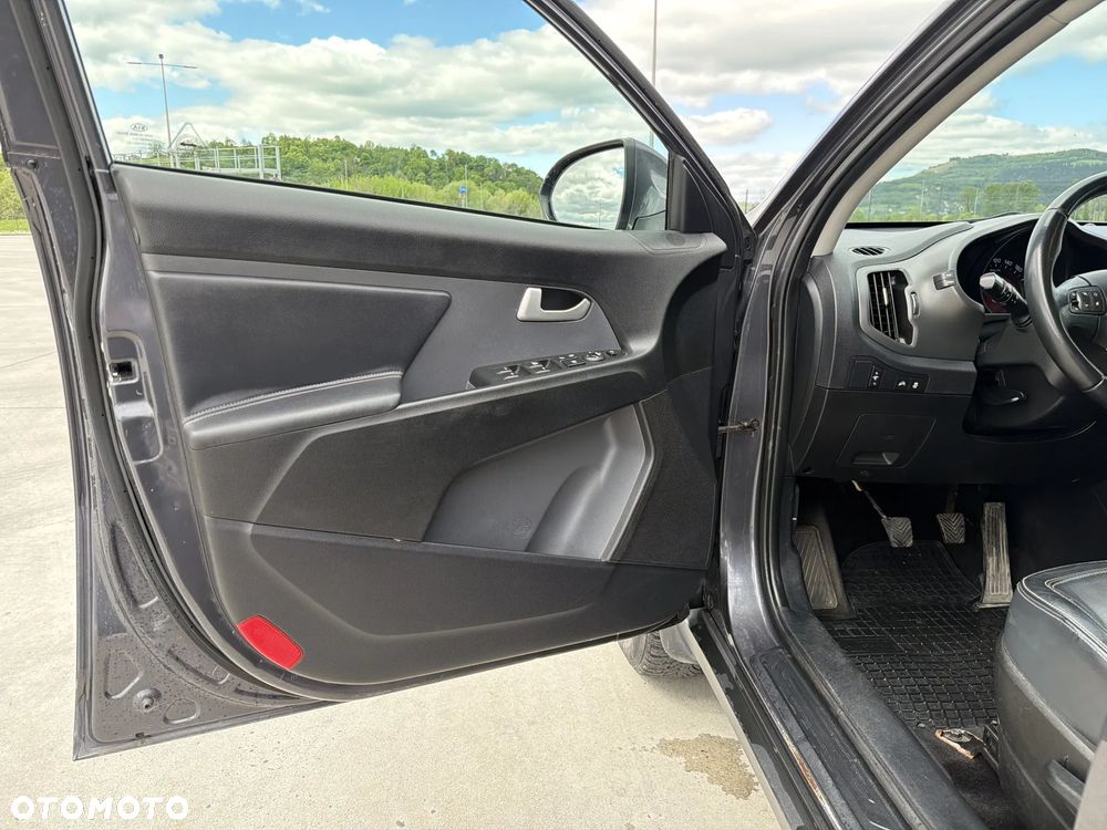 Kia Sportage 1.7 CRDI L 2WD - 11