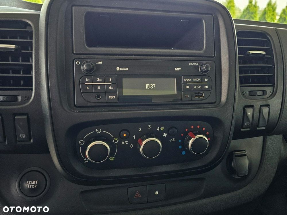Renault Trafic - 18