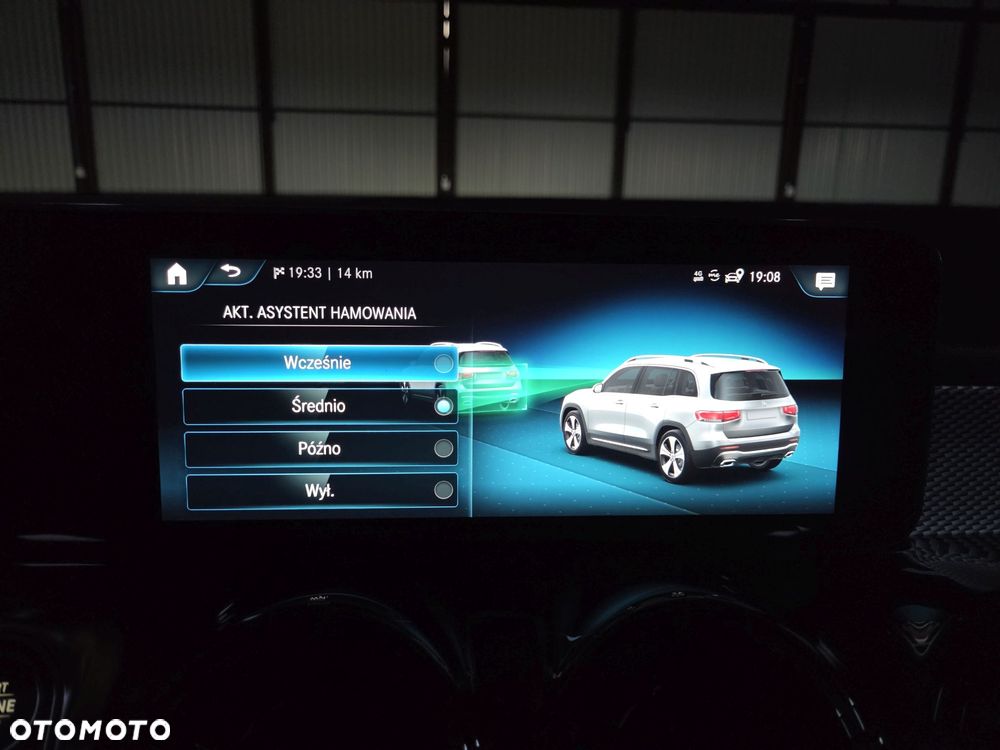 Mercedes-Benz GLB 200 d 8G-DCT Progressive - 33