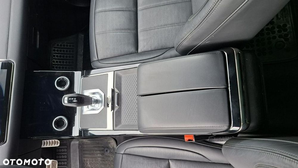 Land Rover Range Rover Evoque - 10