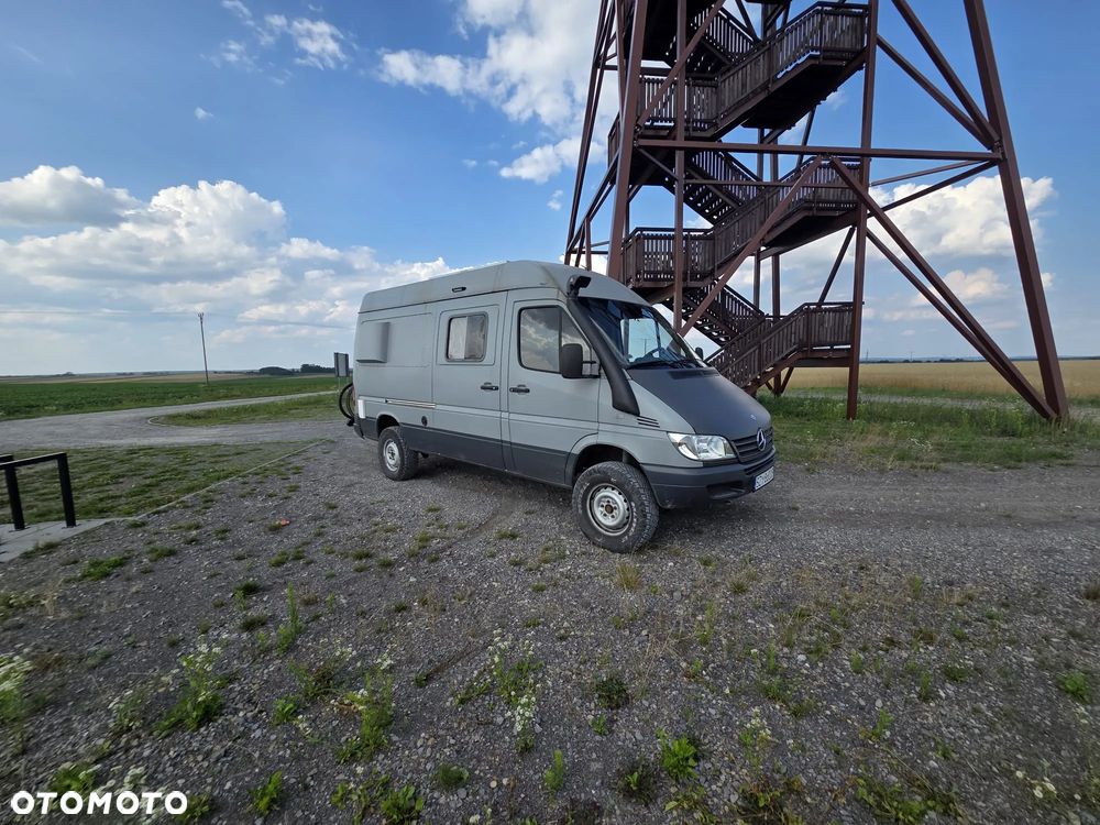 Mercedes-Benz Sprinter - 5