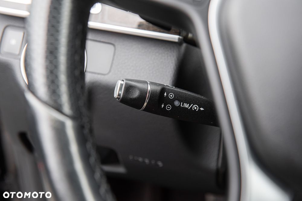 Mercedes-Benz Klasa E 250 CDI 4Matic 7G-TRONIC Avantgarde - 22