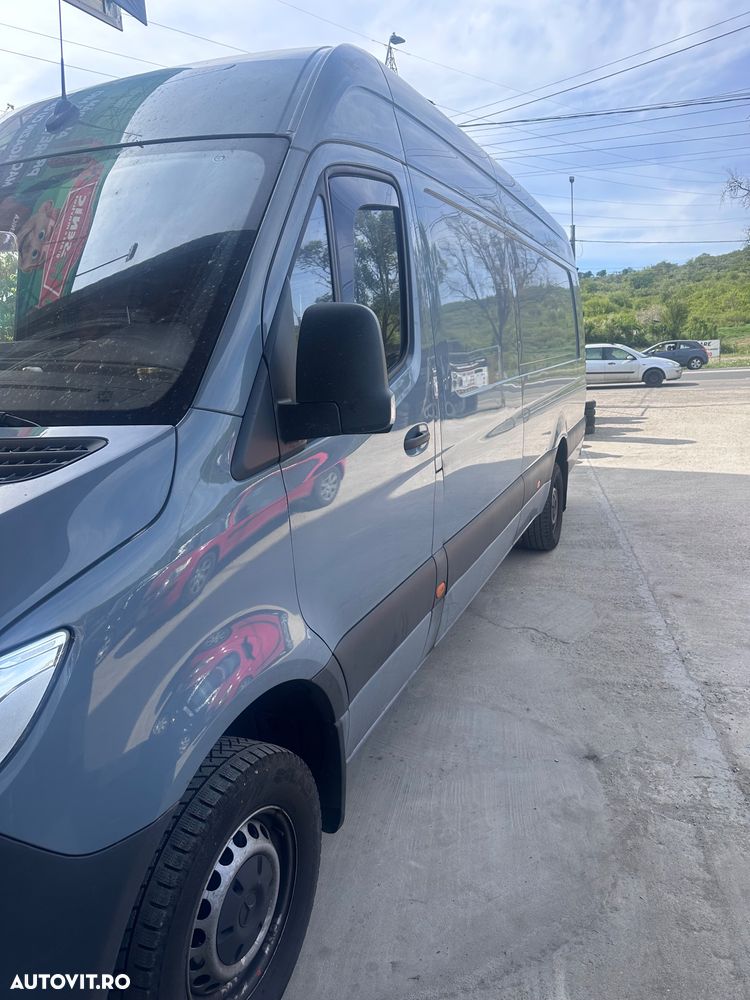 Mercedes-Benz Sprinter - 3