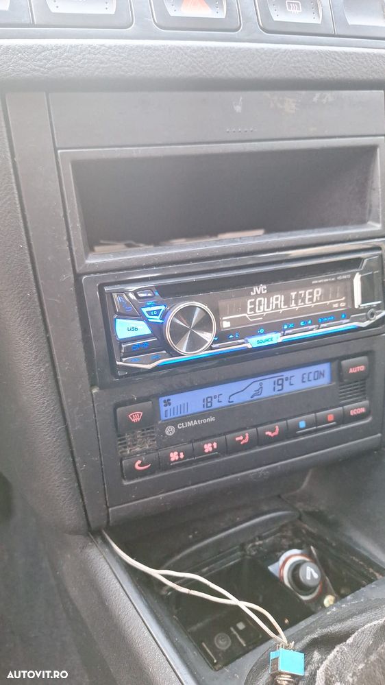 Volkswagen Golf 1.6 - 5