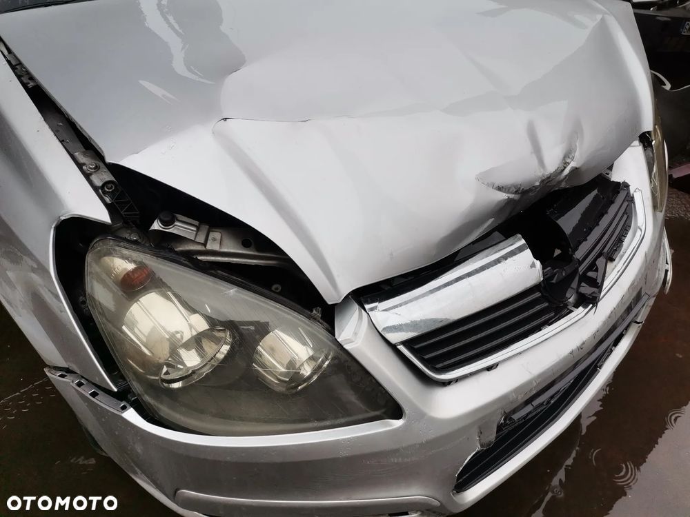 Opel Zafira B 1.9CDTI drzwi silnik skrzynia blotnik fotel lampa maglownica polos lusterko  lak 157 - 3