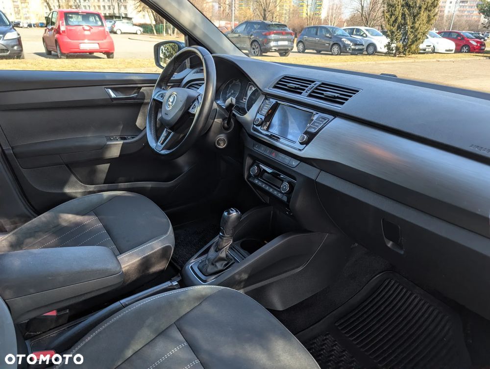 Skoda Fabia 1.0 TSI DSG Style - 7