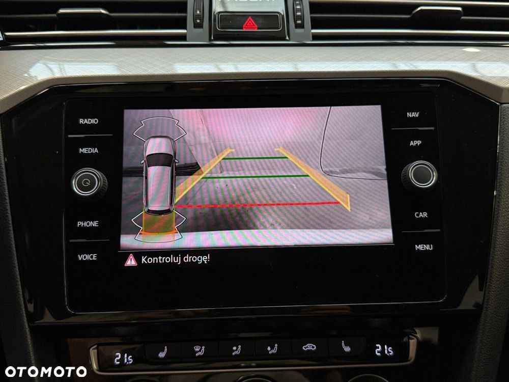 Volkswagen Passat 2.0 TDI EVO Business DSG - 33