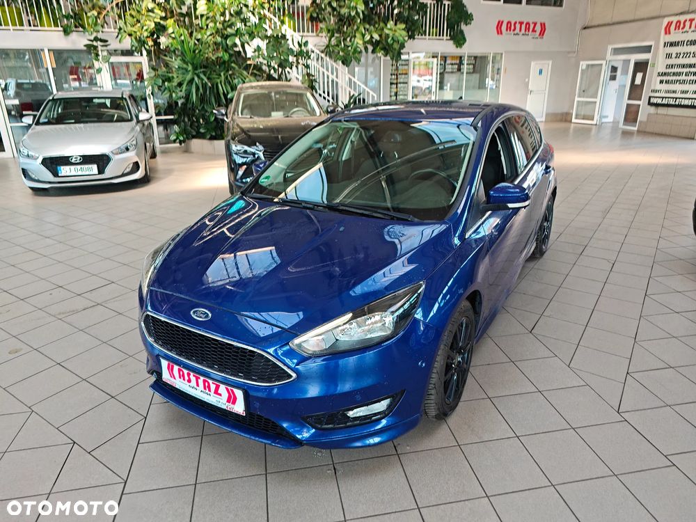 Ford Focus 1.5 EcoBoost STart-Stopp-System ST-LINE - 2