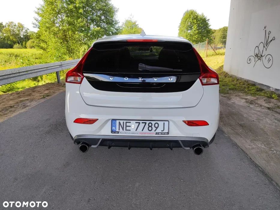 Volvo V40 D2 R-Design Summum - 5