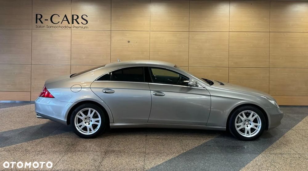 Mercedes-Benz CLS - 6