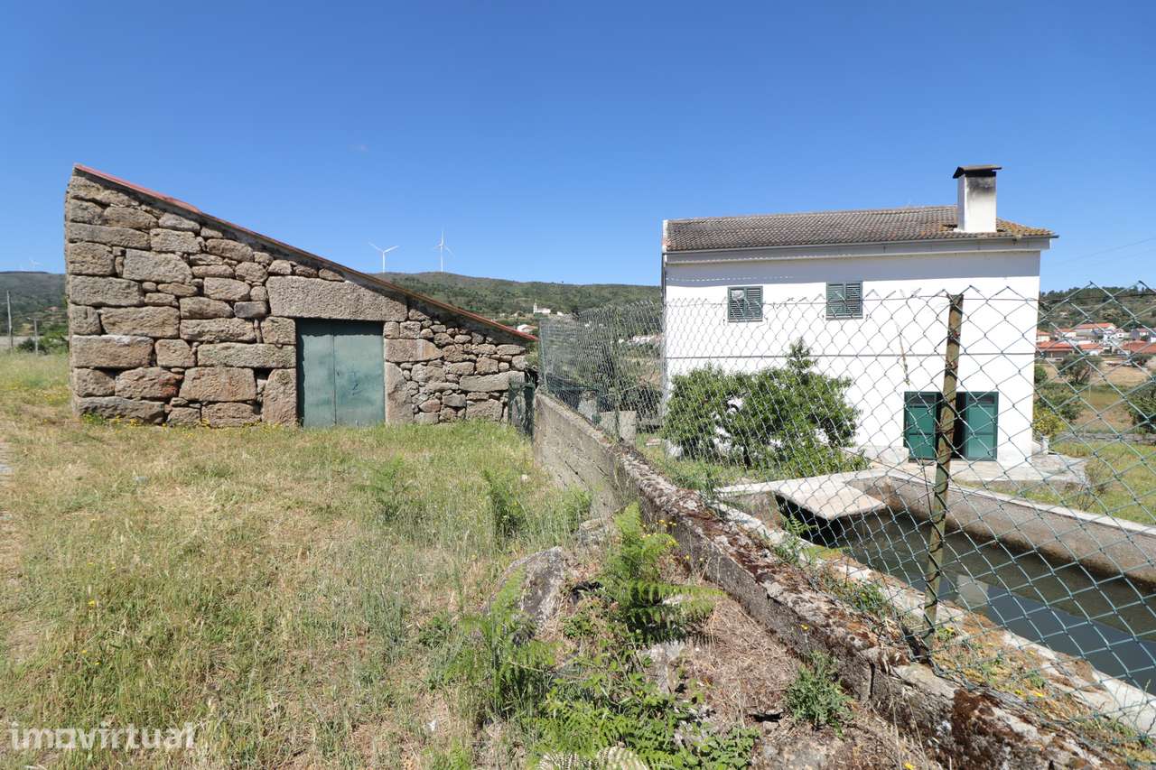 Moradia com Quintal Serra da Estrela - Grande imagem: 2/18