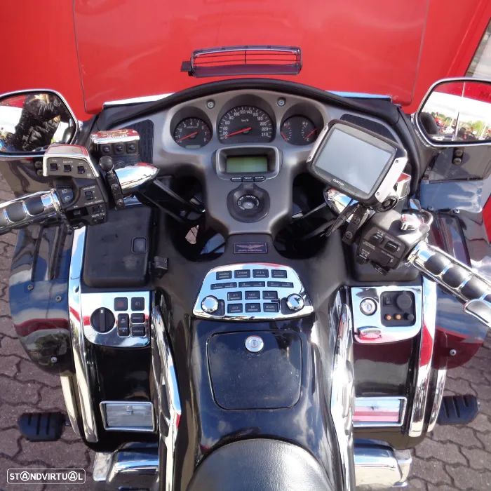 Honda Goldwing - 9