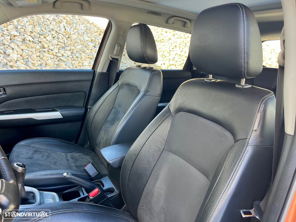 Suzuki Vitara 1.6 VVT Special Edition - 4