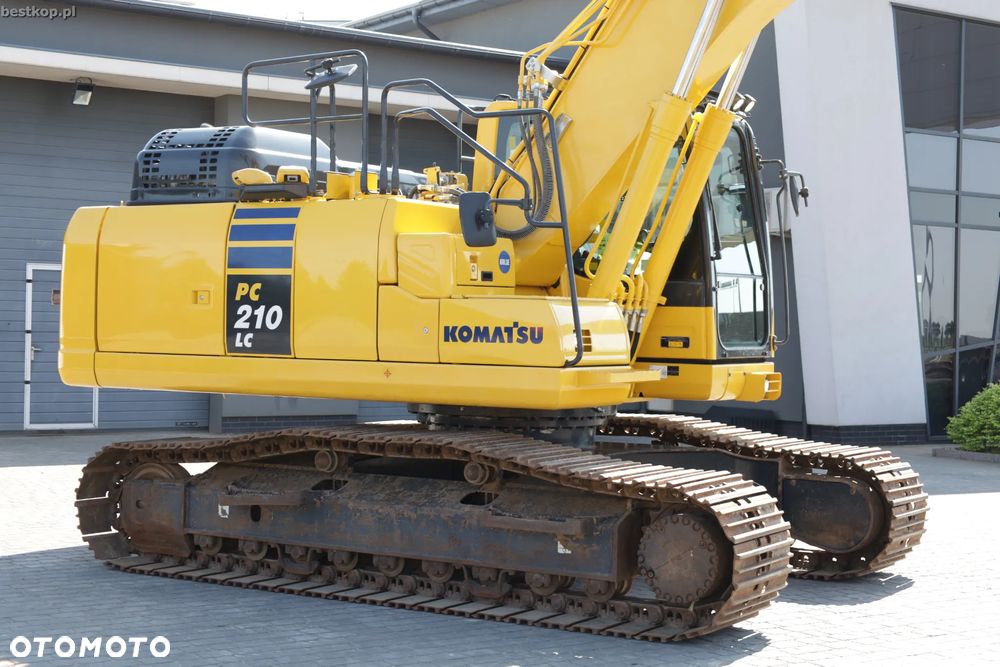 Komatsu PC210LC-11 - 13