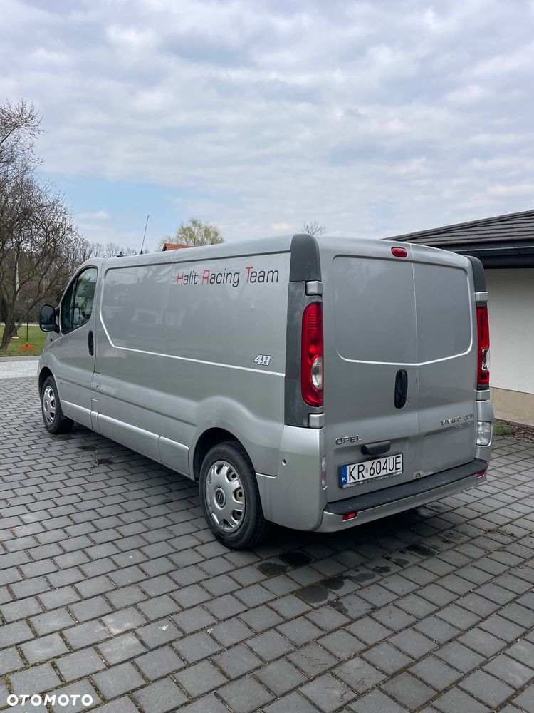 Opel Vivaro - 2