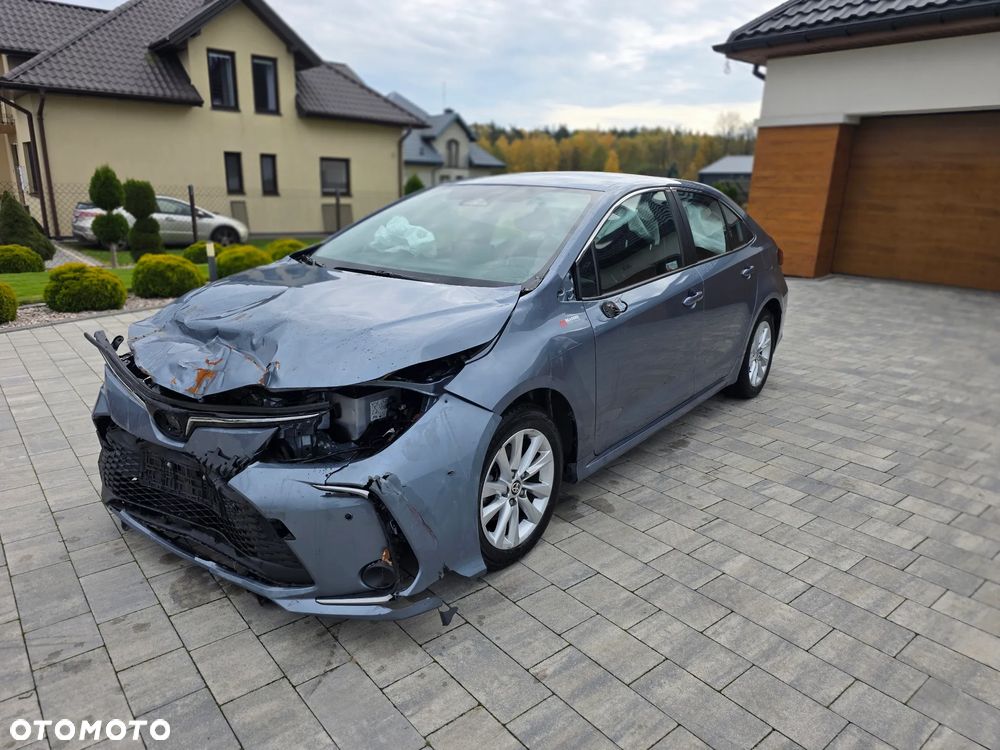Toyota Corolla - 4