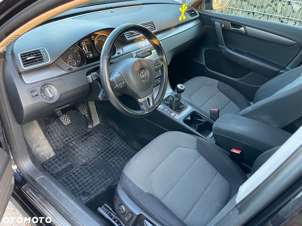Volkswagen Passat 1.8 TSI Comfortline - 9