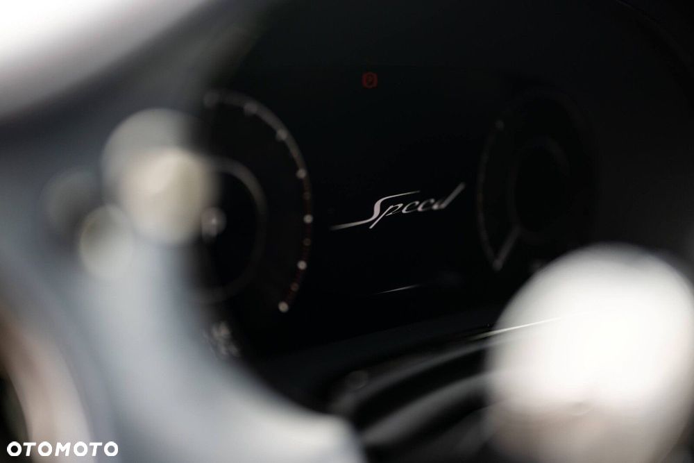 Bentley Flying Spur - 17