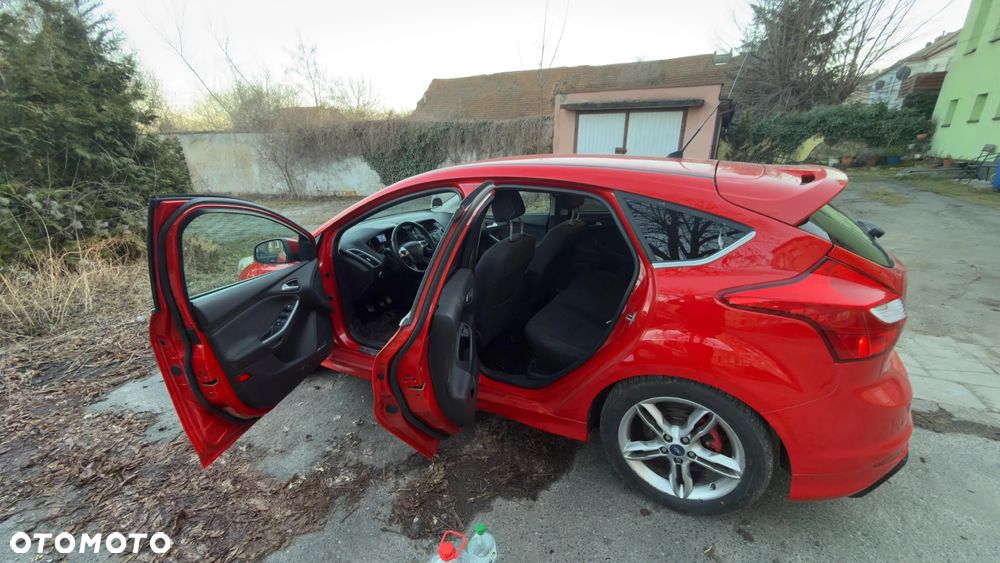 Ford Focus 1.6 EcoBoost Start-Stopp-System Titanium - 12
