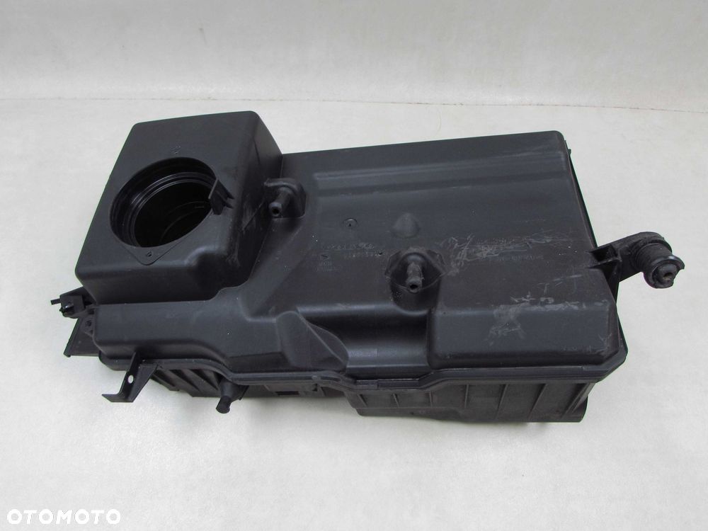 VOLVO S40 V50 C70 2.4 i OBUDOWA FILTRA POWIETRZA KOMPUTERA 30677533 04-12 - 1