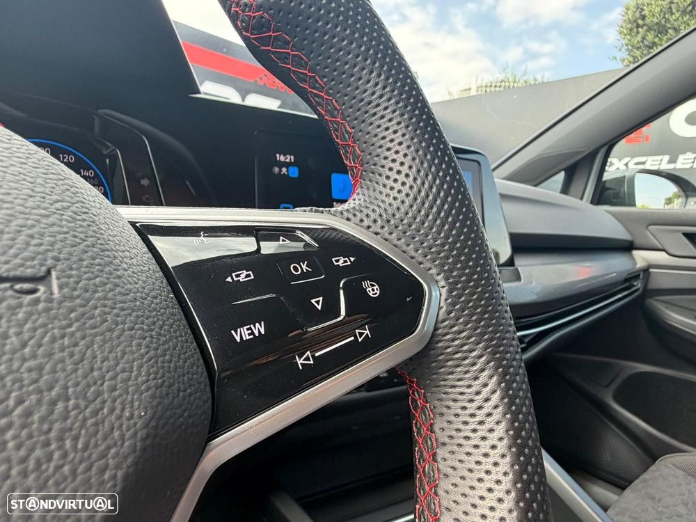 VW Golf 2.0 TSI GTI Clubsport DSG - 11