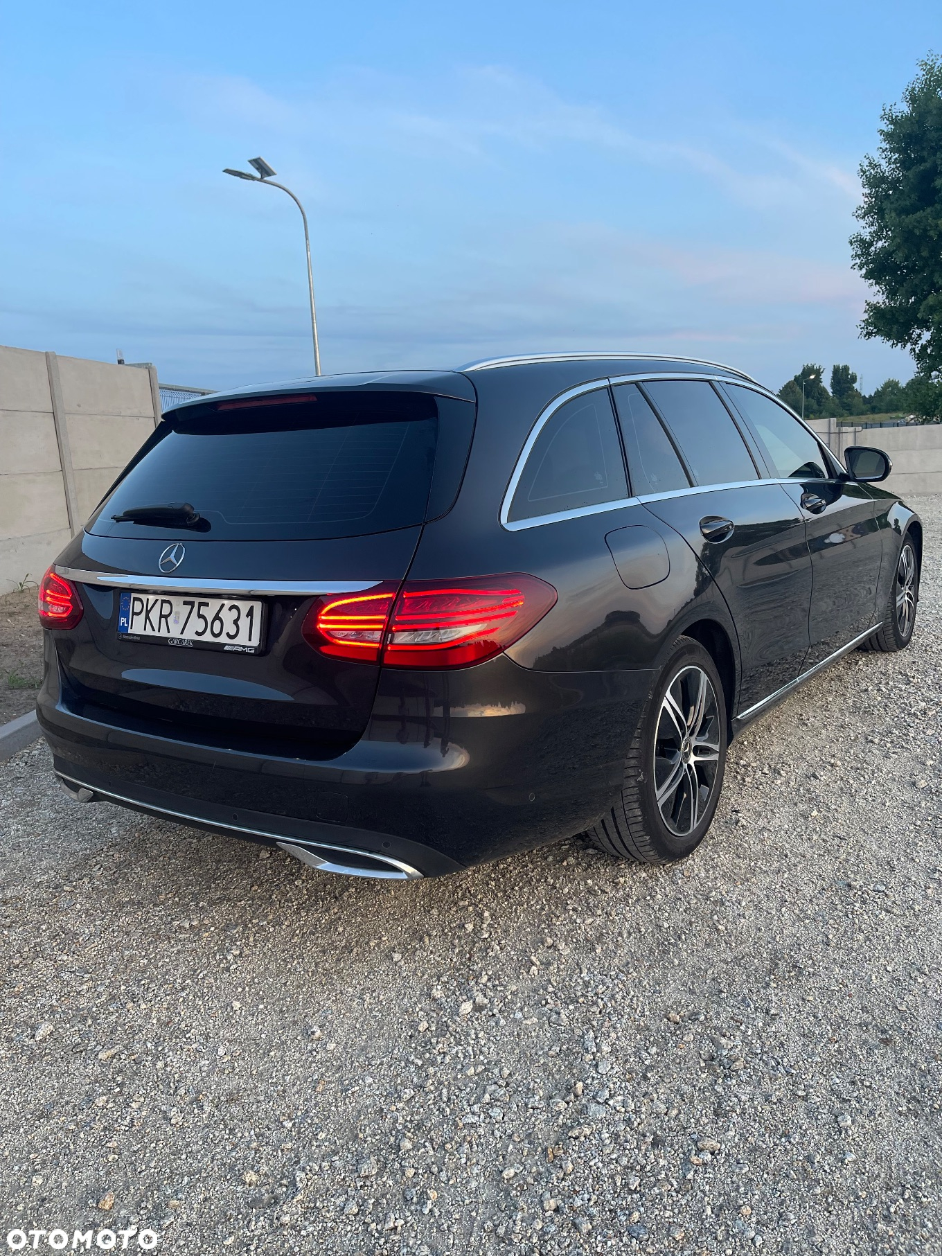 Mercedes-Benz Klasa C 220 d T 9G-TRONIC - 16