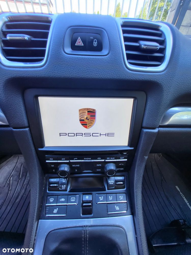 Porsche Cayman 2014