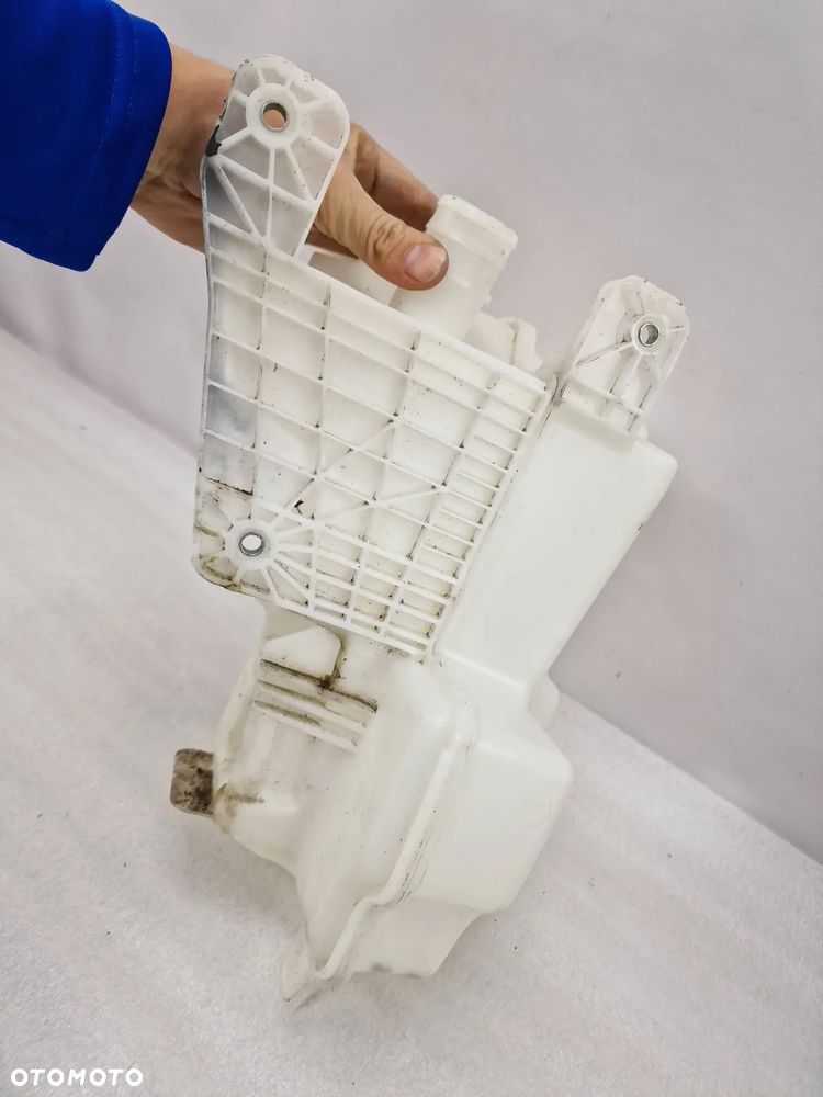 VW GOLF VII 7 5G0 / SEAT LEON 3 III / SKODA OCTAVIA 3 III 12- ZBIORNICZEK SPRYSKIWACZY , NR 5G0955453AE , NR AUKCJI ZS20 - 9