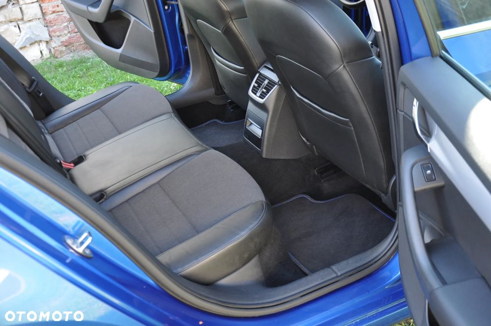 Skoda Octavia 2.0 TDI Edition - 24